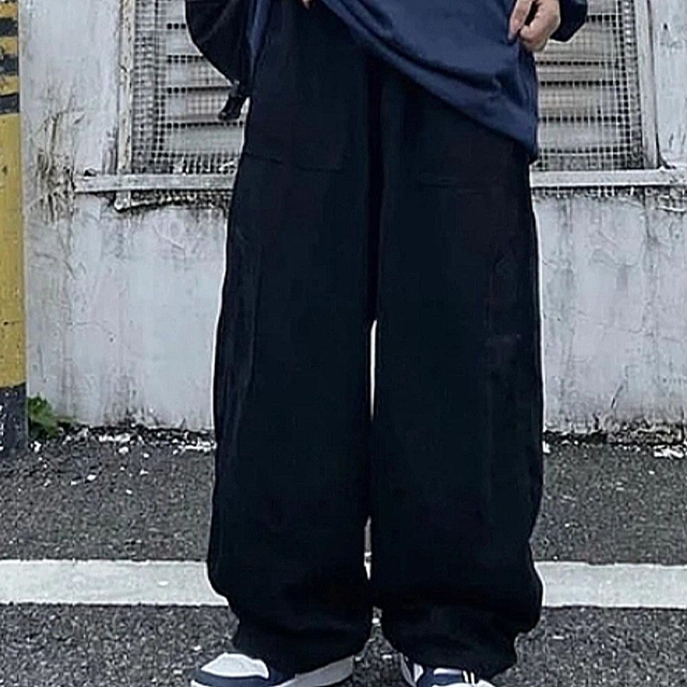 Black Cargo Pants